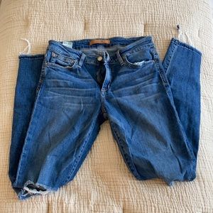 Joe’s Jeans. Size 27. Distressed skinny denim.